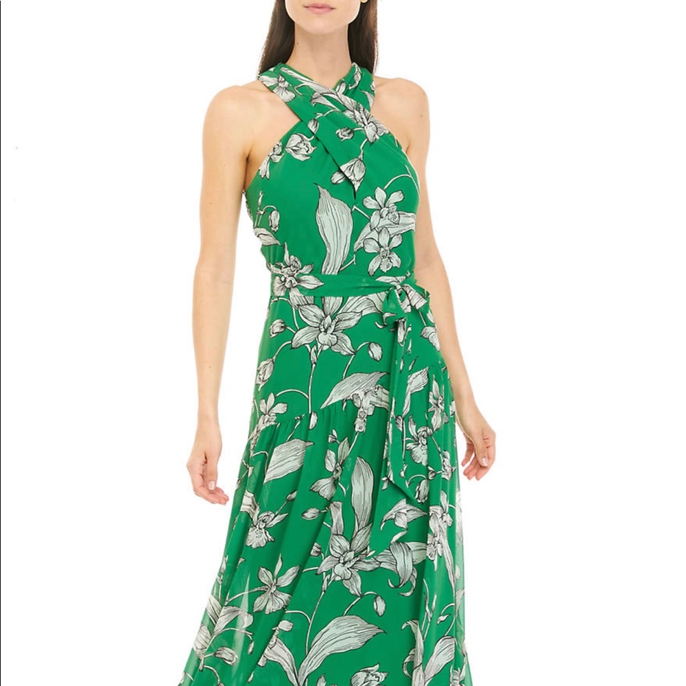 014 TAYLOR flowy crisscross maxi dress